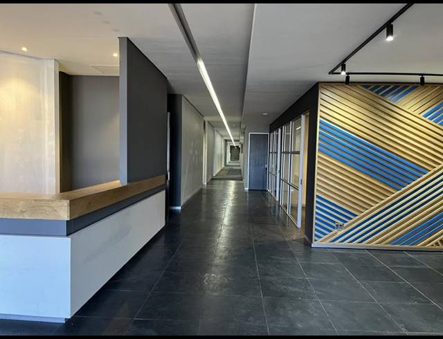 BUSINESS PROPERTY TO RENT IN NORTHGATE ISLAND